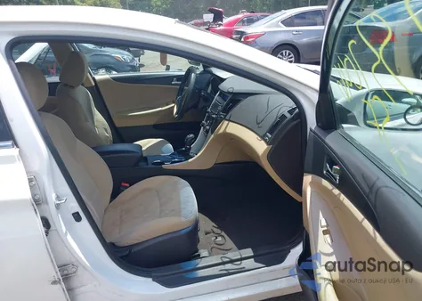 2013 Hyundai Sonata Gls z USA, uszkodzony, nr VIN 5NPEB4AC2DH628649